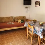 Annie Apartment
