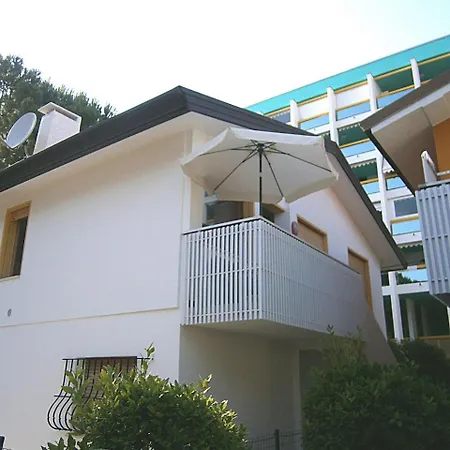 Annie Apartment