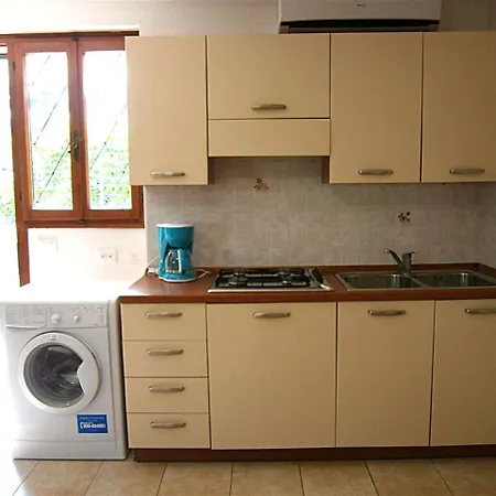 Annie Apartment